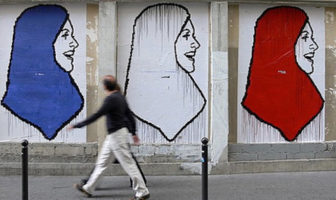 Islam and Liberal Democracy : Two Visions of Reformation