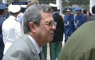 Au sujet des photos du général invisible Toufik2