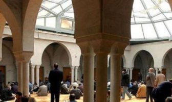 Déconfinement des lieux de culte et des mosquées en Europe: POURQUOI divergences de vue entre instances musulmanes ? (*)