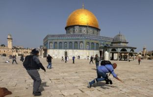 « Avec la Palestine du berceau au tombeau ! »